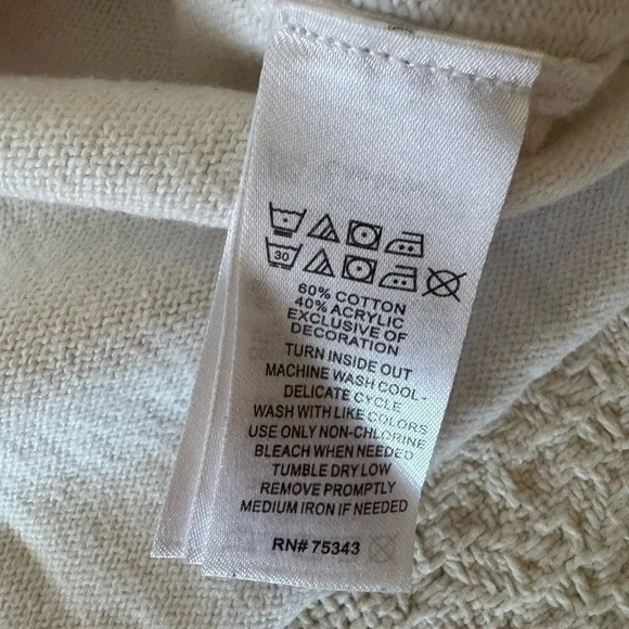 Hand Embroidered “Homemade Rolls” Crewneck Cotton 2T - Picture 6 of 6